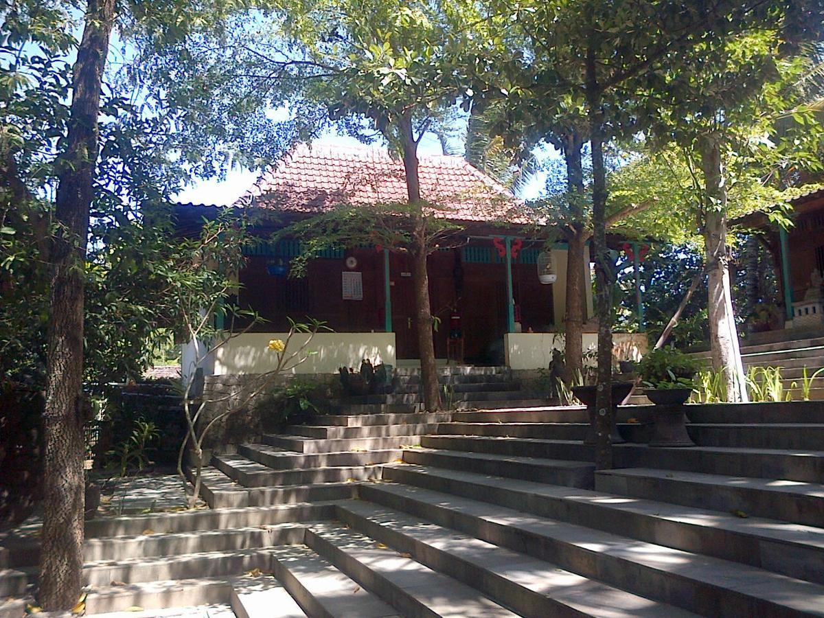 Puri Brata Hotel Парангтритис Екстериор снимка
